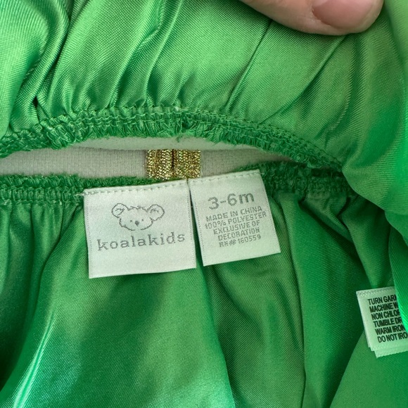 Koala Kids St. Paddy's Day Set - White and Green long sleeve onesie tutu ruffles - Picture 6 of 8